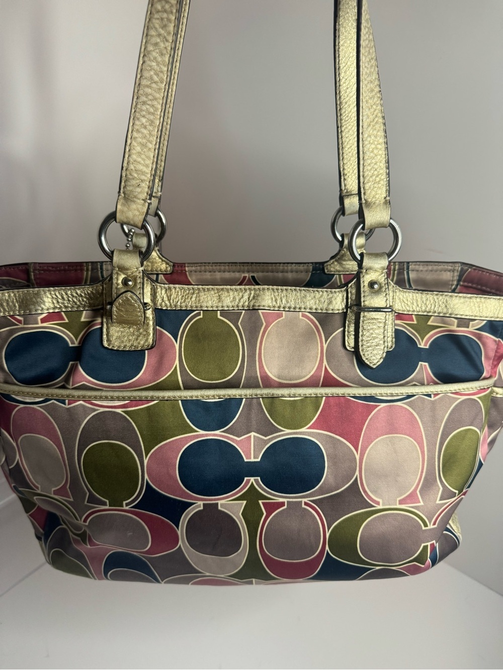 #300 Coach Signature Gallery Scarf Sateen Shoulder Tote Bag - Picture 5 of 15